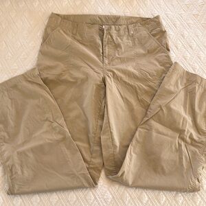 Columbia ladies lightweight hiking pants